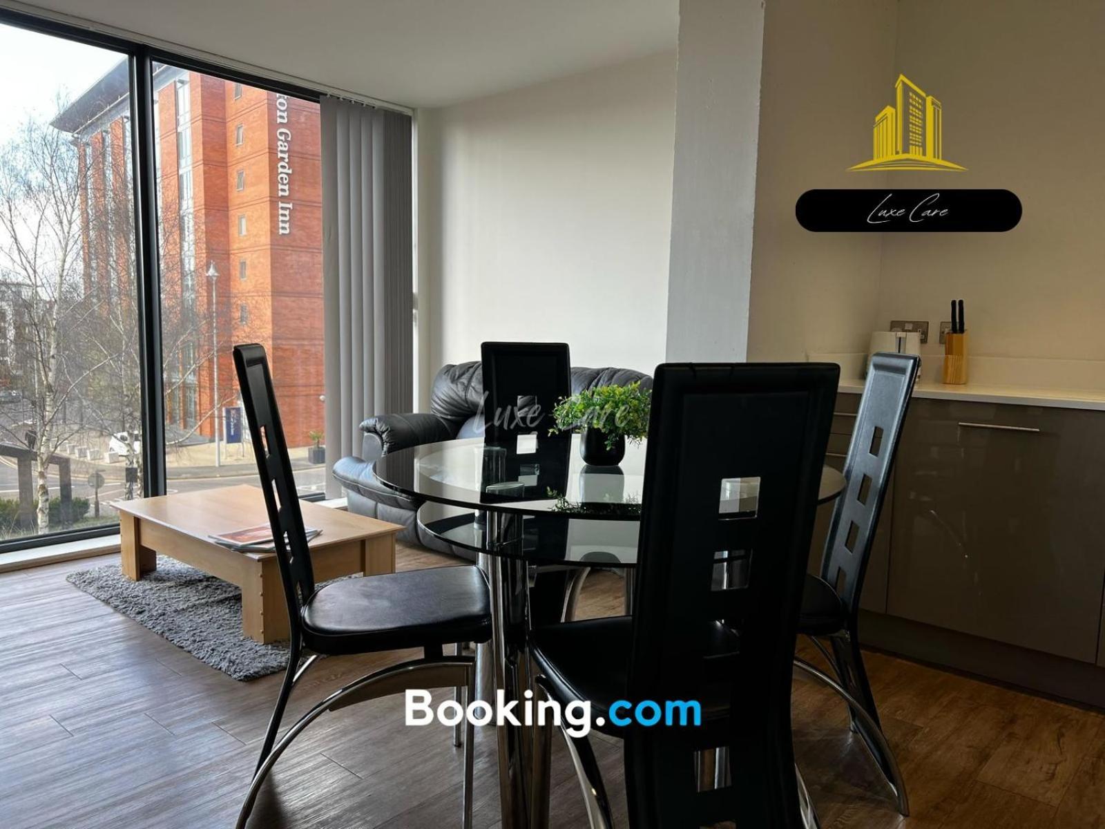 Last-Minute Specials L Book It Now L Sleeps Up To 4 L 2 Bed 2 Bath - Gym - Prime Birmingham Location L Jvt Short Lets Екстер'єр фото
