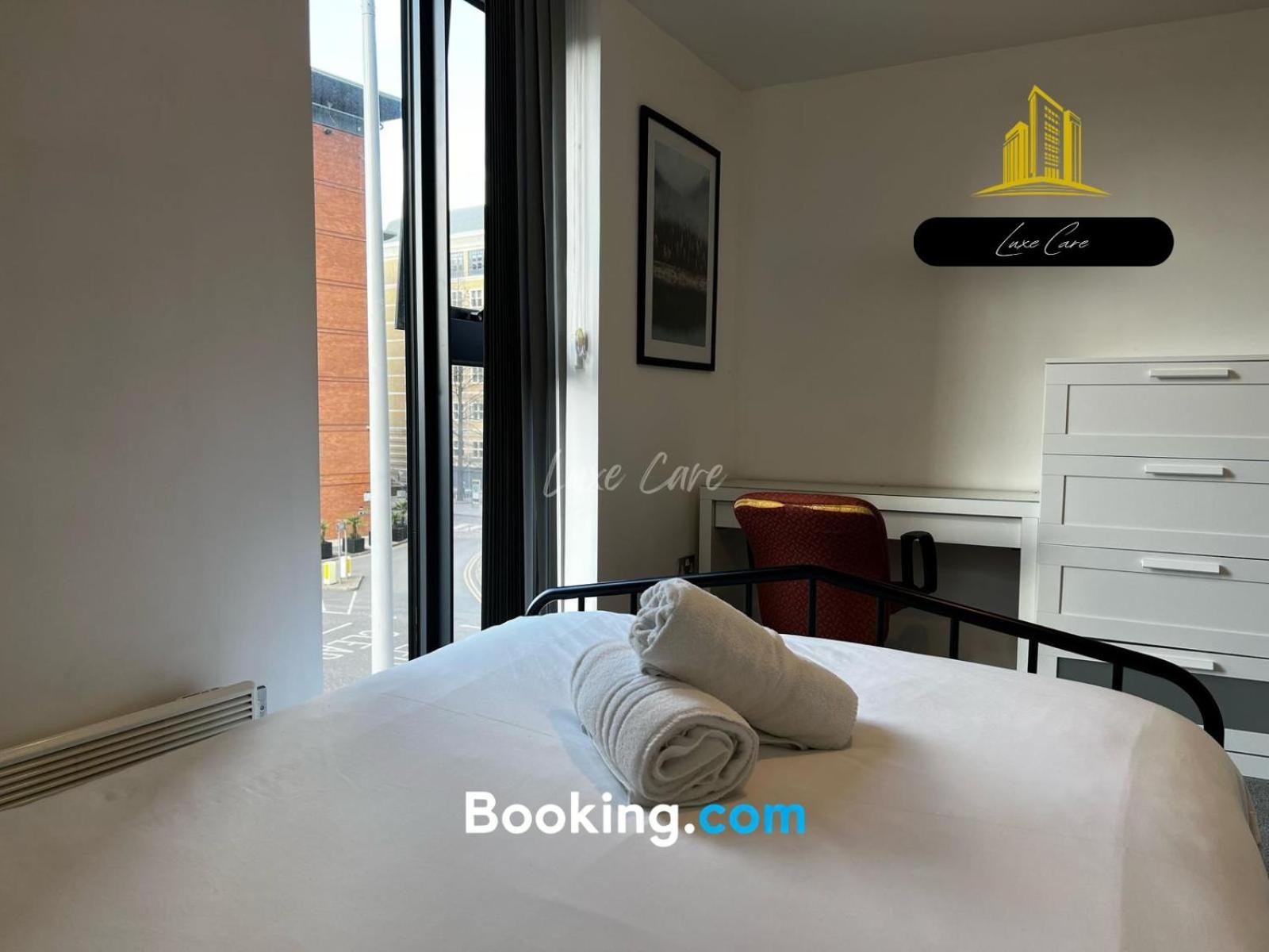 Last-Minute Specials L Book It Now L Sleeps Up To 4 L 2 Bed 2 Bath - Gym - Prime Birmingham Location L Jvt Short Lets Екстер'єр фото