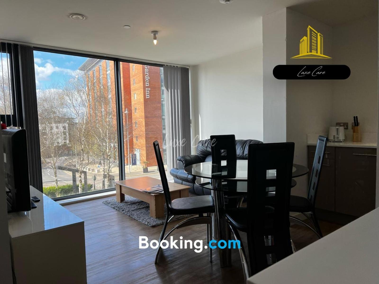 Last-Minute Specials L Book It Now L Sleeps Up To 4 L 2 Bed 2 Bath - Gym - Prime Birmingham Location L Jvt Short Lets Екстер'єр фото